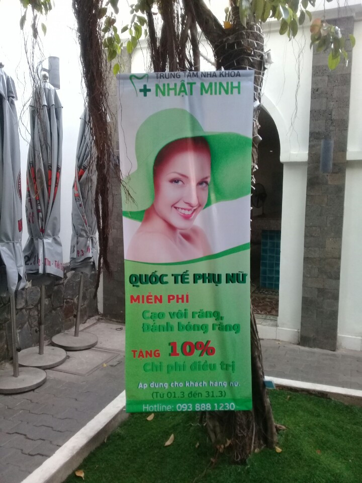 Băng rôn quảng cáo